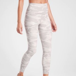 Athleta Elation Camo 7/8 Tight